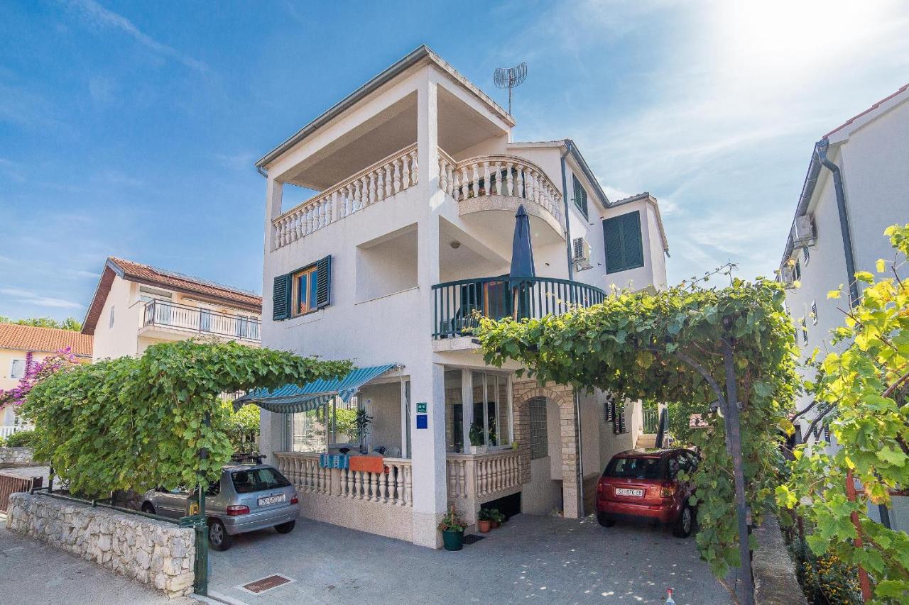 Apartments Grulovic 斯里马 外观 照片
