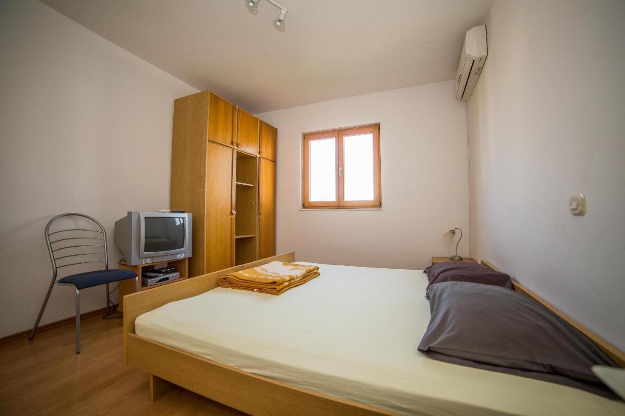 Apartments Grulovic 斯里马 外观 照片
